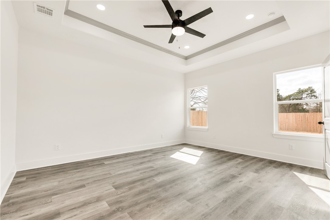 207 Lock Lane Bryan, TX 77803 - Photo 10 of 16