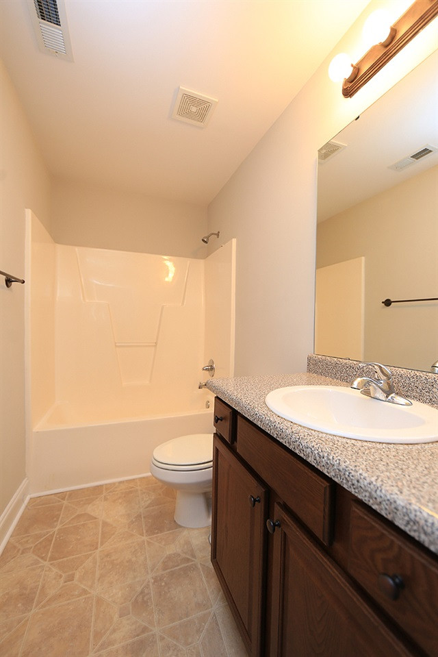 454 Jerome Road Durham, NC 27713 - Photo 22 of 30 Upstairs Guest Bathroom