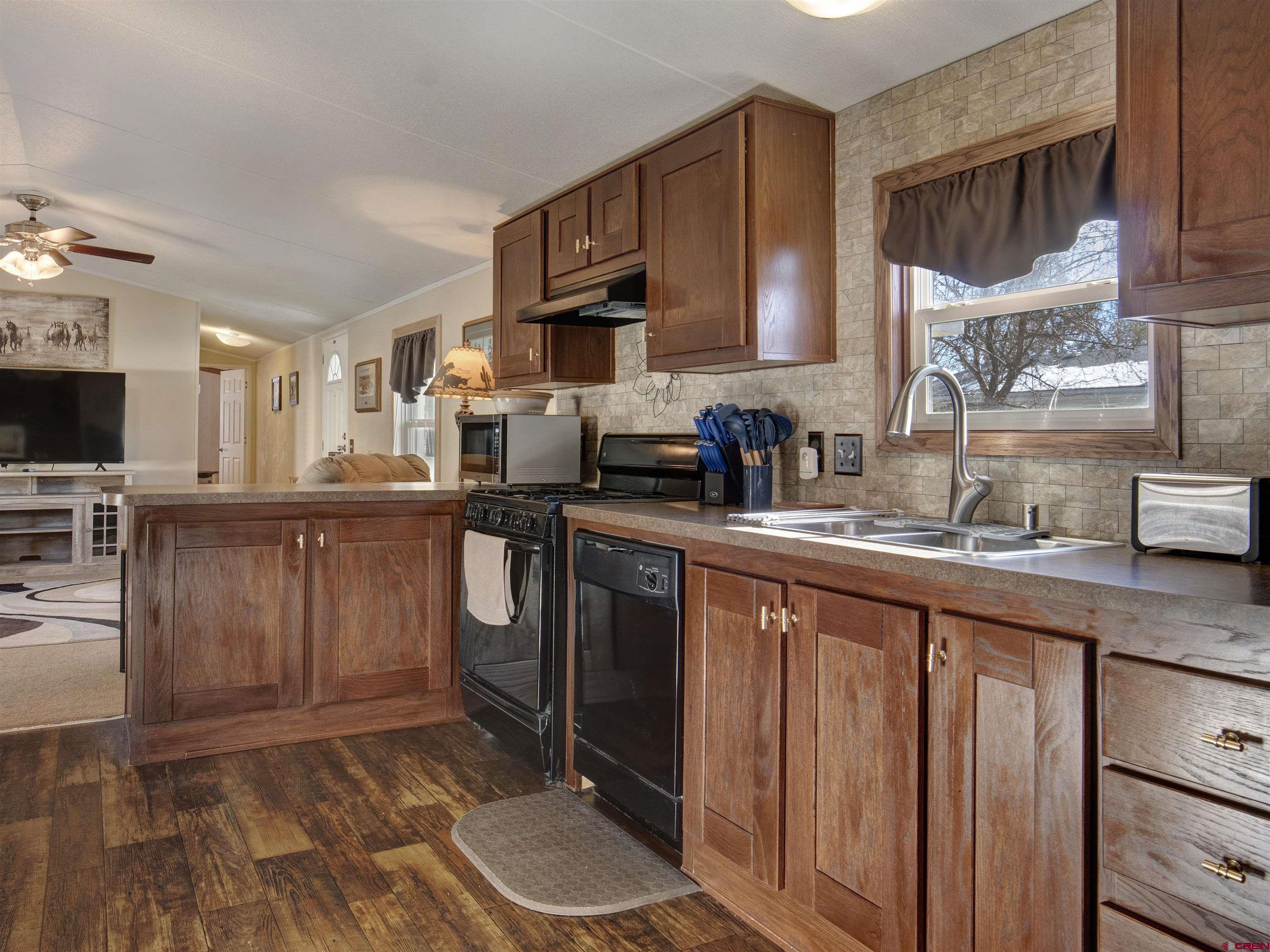 901 6530 Road, Unit 3602 Montrose, CO 81401 - Photo 9 of 28 Gallery Image 9