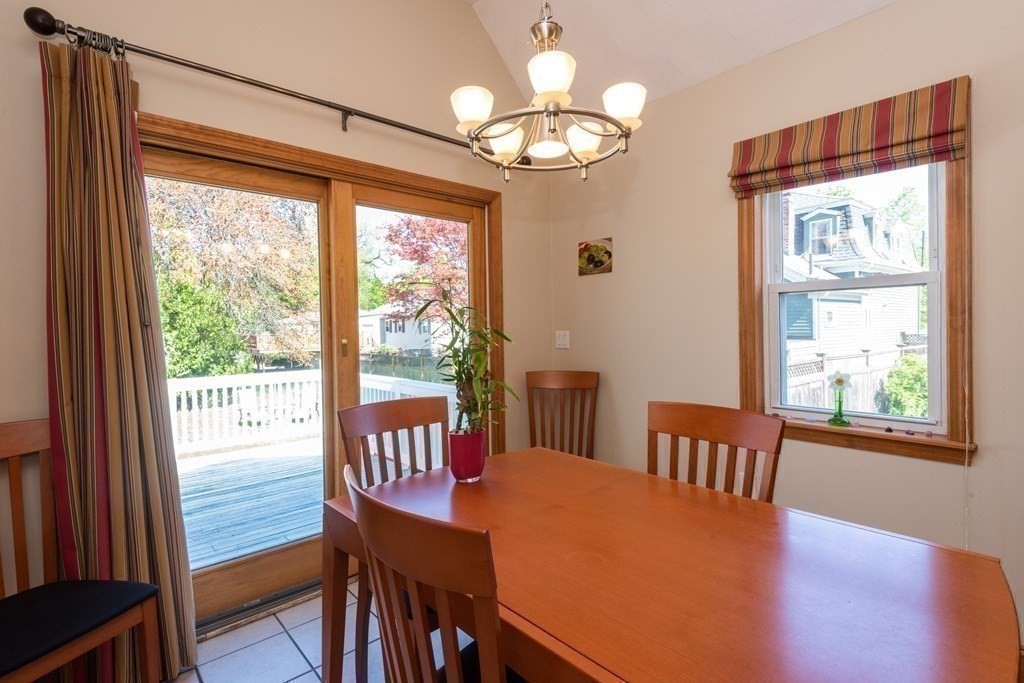7 Maple Street, Unit 7 Reading, MA 01867 - Photo 14 of 40