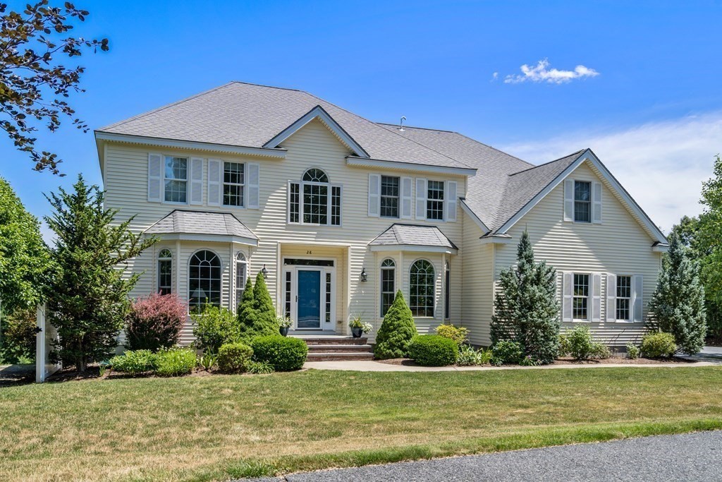 28 Mohawk Path Holliston, MA 01746 - Photo 1 of 35 Gallery Image 1