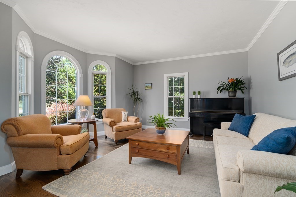 28 Mohawk Path Holliston, MA 01746 - Photo 14 of 35 Gallery Image 14