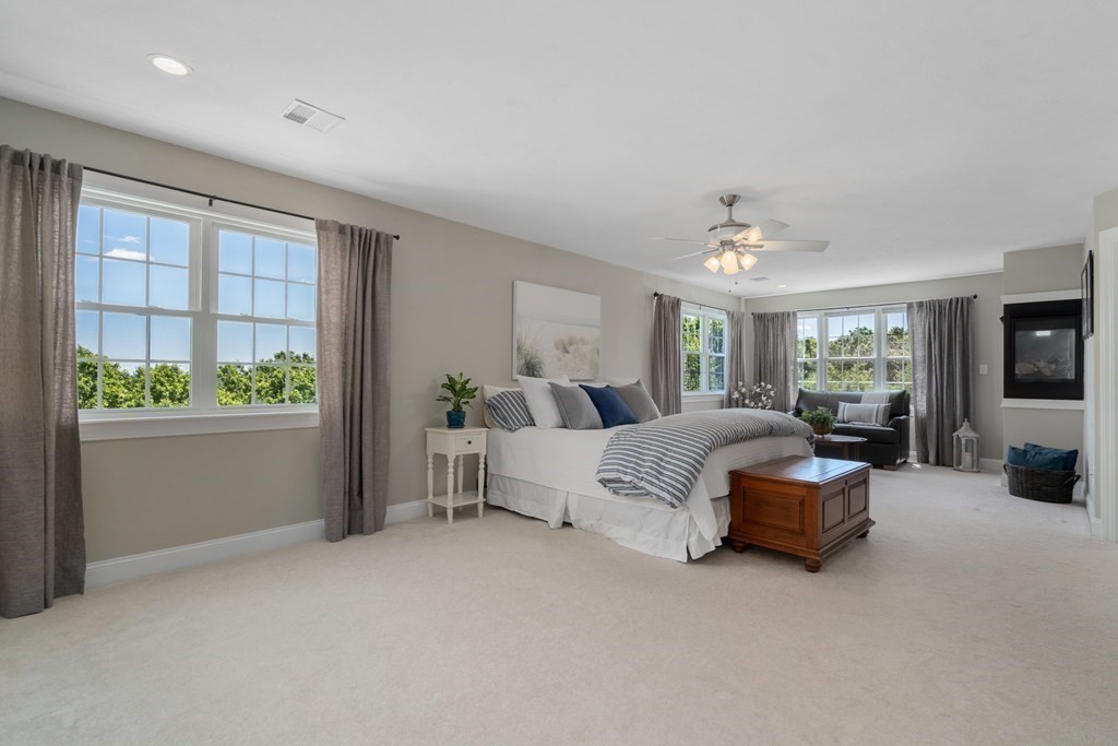 28 Mohawk Path Holliston, MA 01746 - Photo 16 of 35 Gallery Image 16