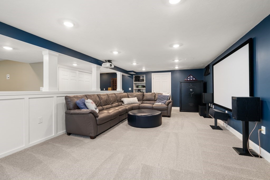 28 Mohawk Path Holliston, MA 01746 - Photo 26 of 35 Gallery Image 26