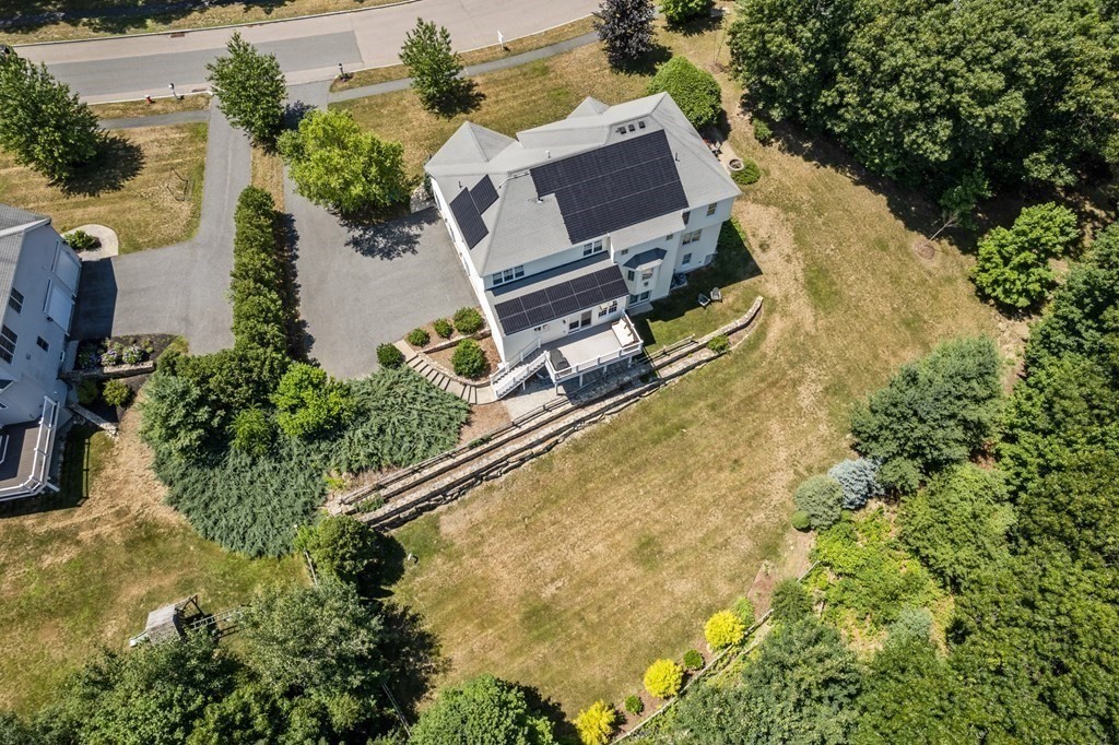 28 Mohawk Path Holliston, MA 01746 - Photo 34 of 35 Gallery Image 34