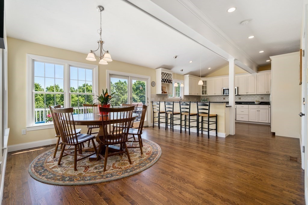 28 Mohawk Path Holliston, MA 01746 - Photo 9 of 35 Gallery Image 9