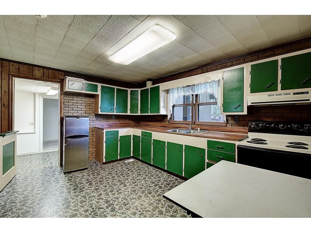 1585 Powder Branch Road Johnson City, TN 37601 - Photo 11 of 30 Photo 11