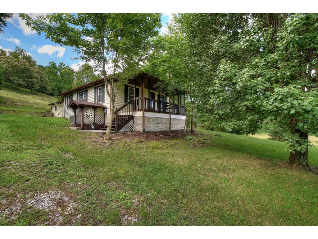 1585 Powder Branch Road Johnson City, TN 37601 - Photo 2 of 30 Photo 2