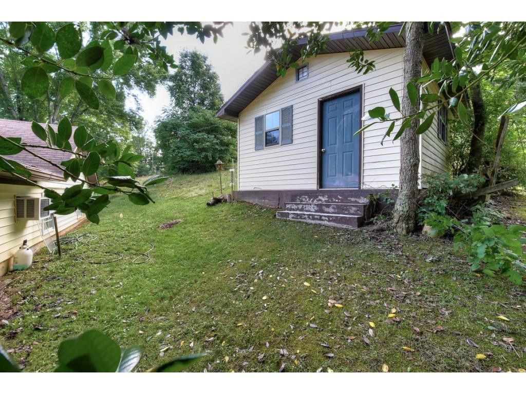 1585 Powder Branch Road Johnson City, TN 37601 - Photo 29 of 30 Photo 29