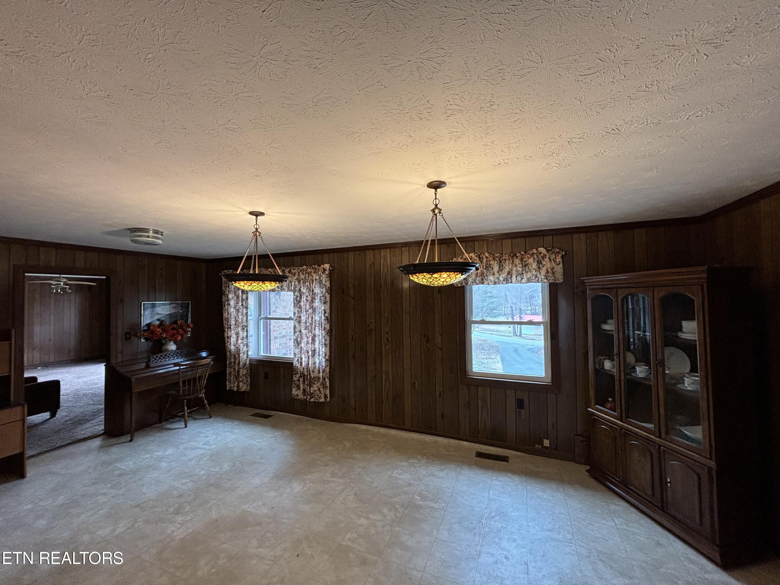 190 Park Road Huntsville, TN 37756 - Photo 17 of 32 IMG_0346