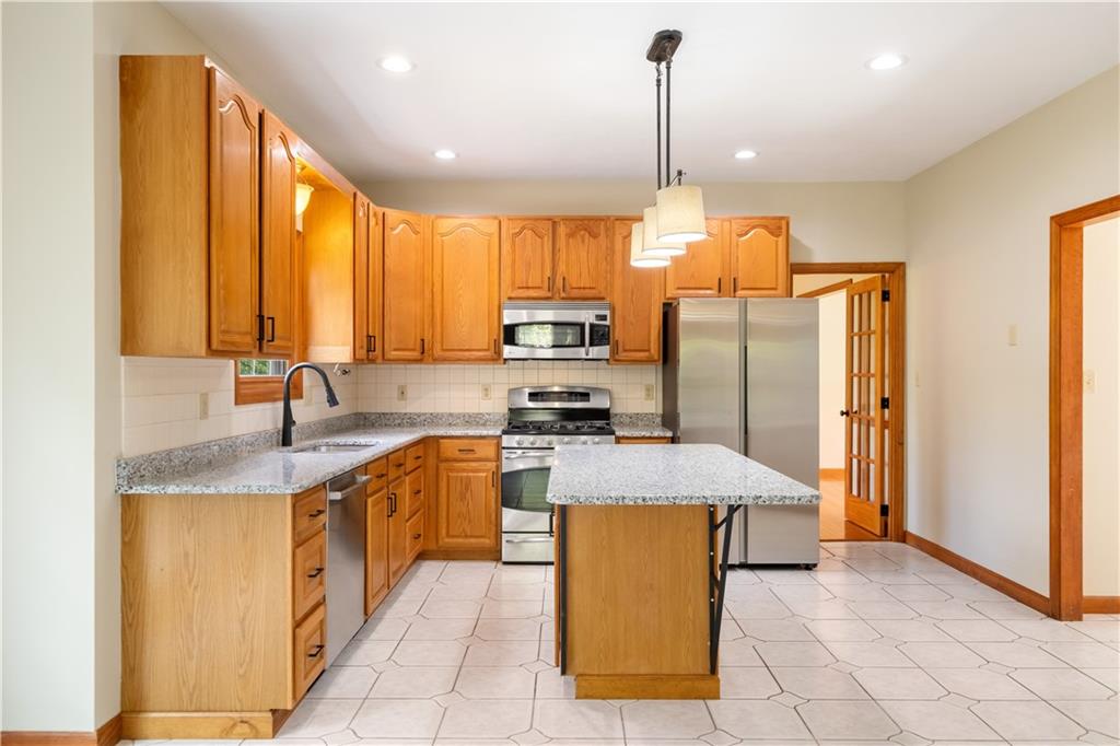 202 Warren Road Warrendale, PA 15086 - Photo 15 of 36 Gallery Image 15