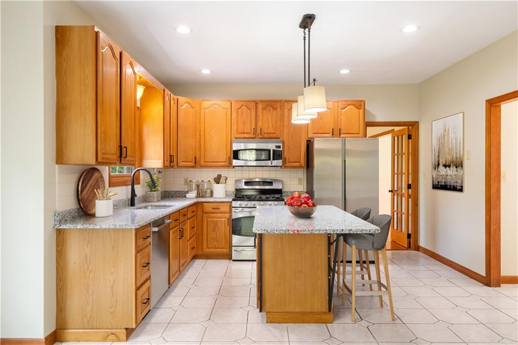 202 Warren Road Warrendale, PA 15086 - Photo 16 of 36 Gallery Image 16