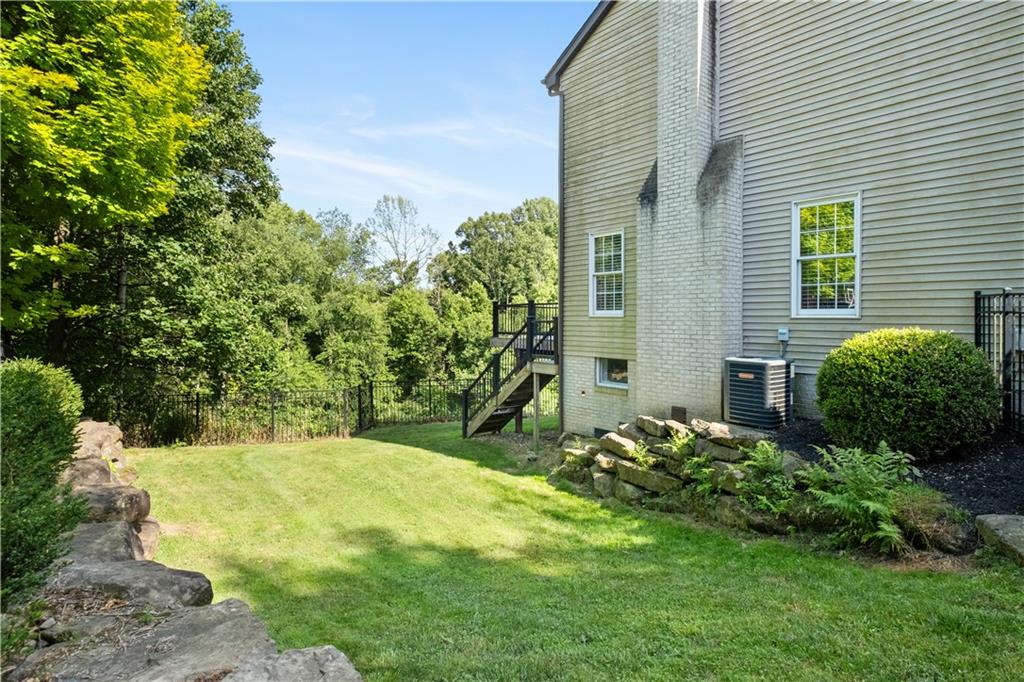 202 Warren Road Warrendale, PA 15086 - Photo 35 of 36 Gallery Image 35