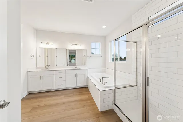 $999,990 | 2213 Oak Court, Unit 11, Milton, WA 98354