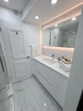 $2,900 | 1100 Alton Road, Unit 5B, Miami Beach, FL 33139