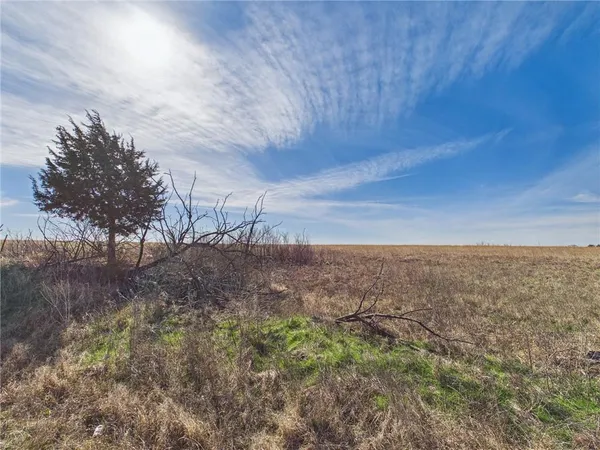 $480,000 | Tbd Poplar Road, Uniontown, KS 66779