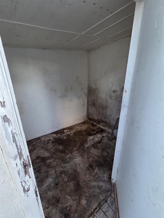 5751 Southwest 37th Street Davie, FL 33314 - Photo 8 of 11 a view of a bathroom