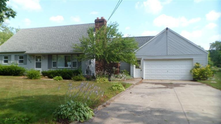 11918 9 Mile Road Plainwell, MI 49080 - Photo 1 of 13 Primary Photo
