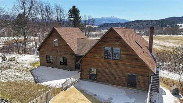 $899,000 | 291 Sweet Road, Cambridge, VT 05444