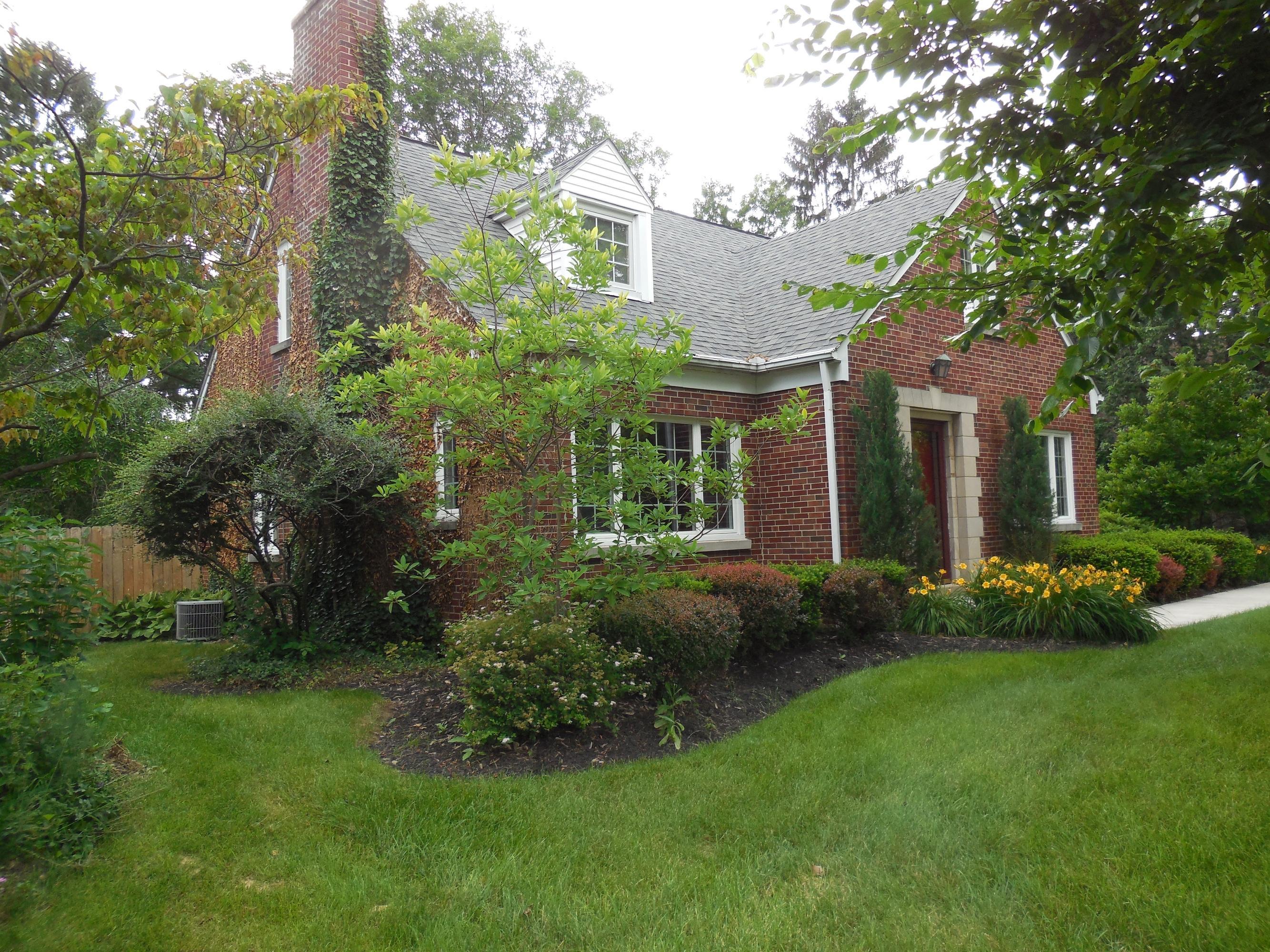 2125 Tremont Road Columbus, OH 43221 - Photo 3 of 41 Gallery Image 3