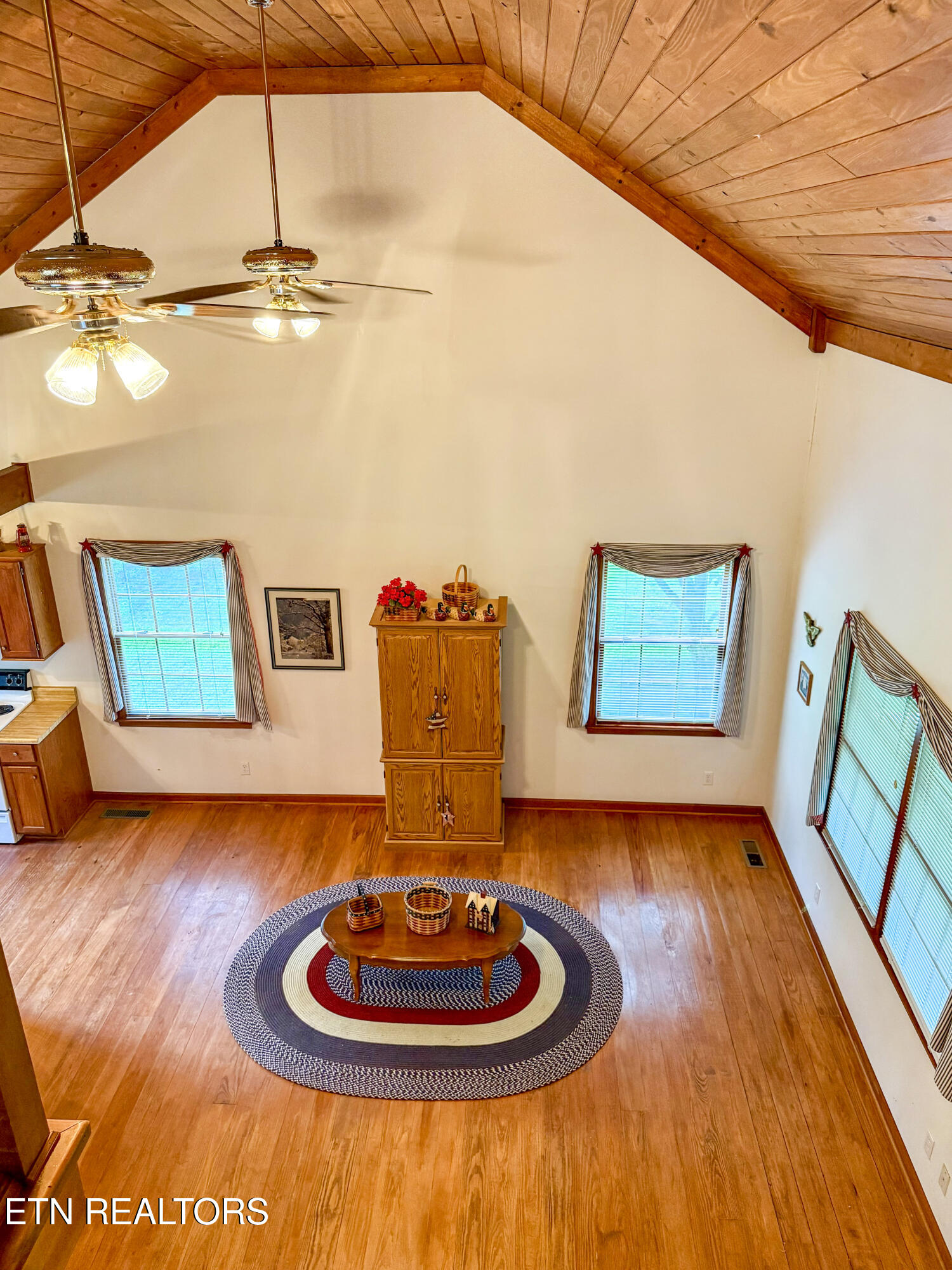 676 Sunny Point Road Baxter, TN 38544 - Photo 18 of 38 From Stairs View