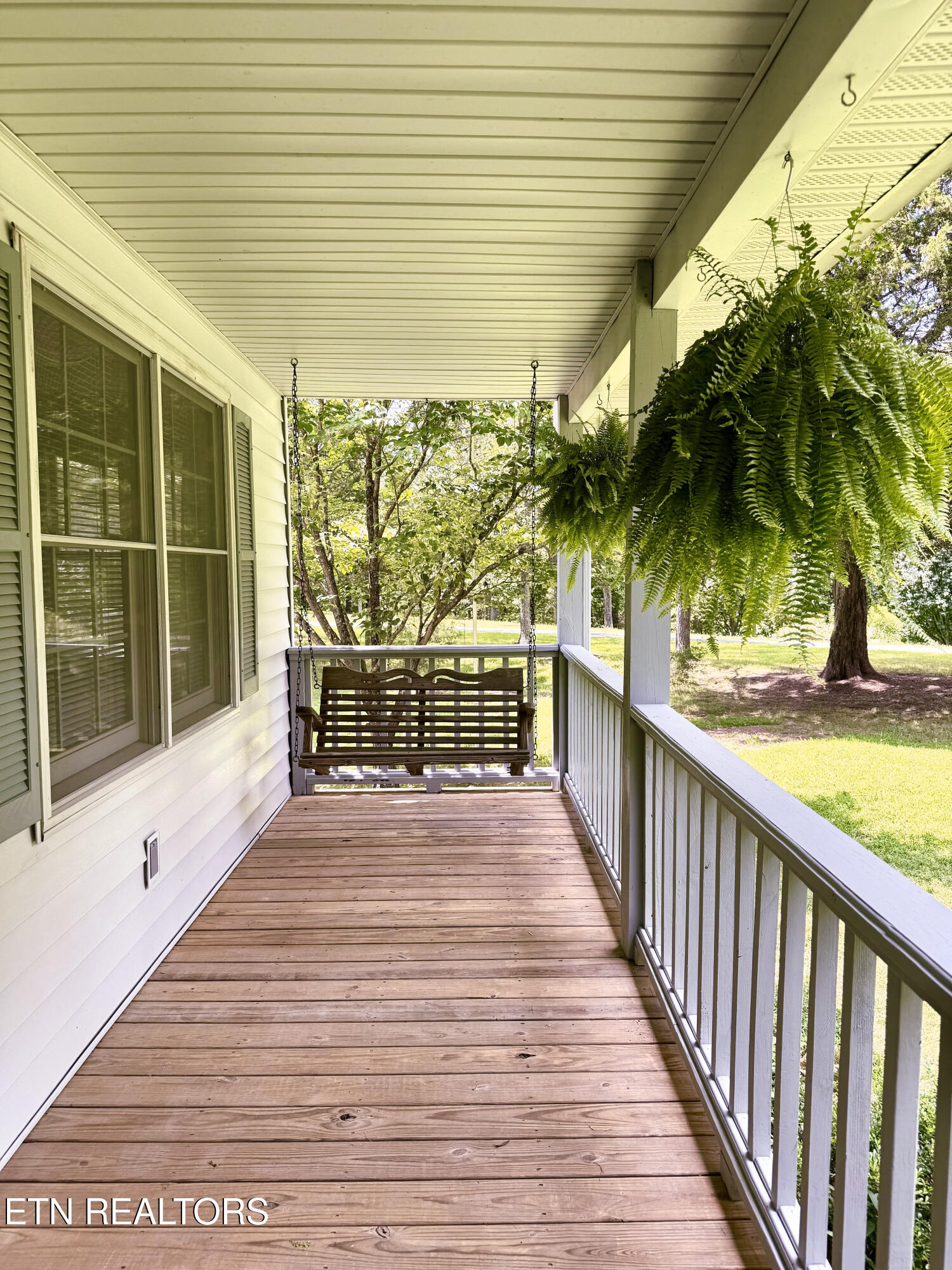 676 Sunny Point Road Baxter, TN 38544 - Photo 27 of 38 Porch