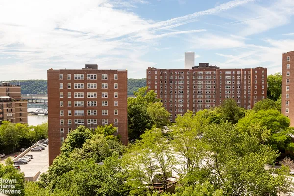 $674,999 | 555 Kappock Street, Unit 12G | Spuyten Duyvil