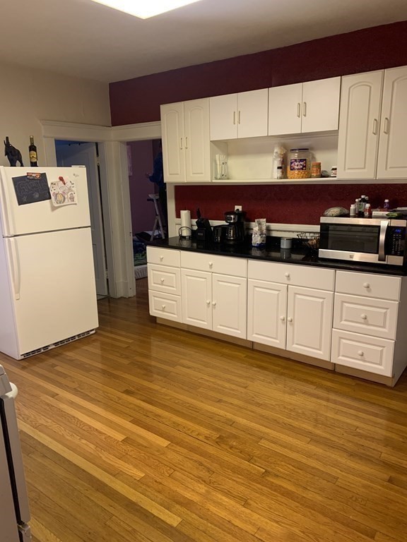 25 Canton Street Lowell, MA 01851 - Photo 9 of 42