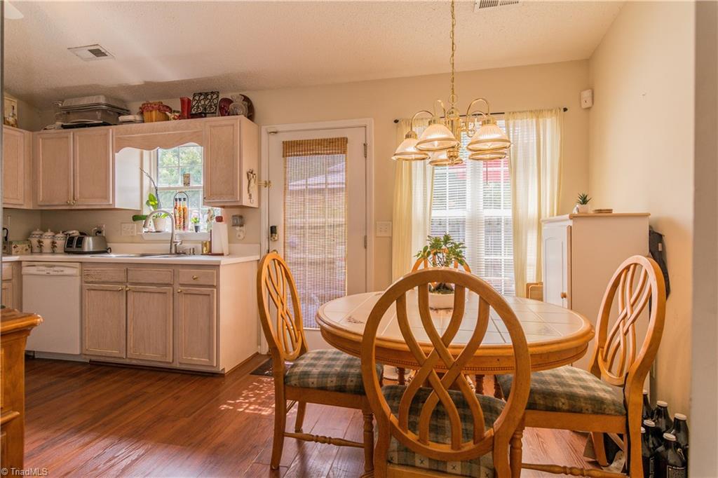 2926 WaterStone Loop High Point, NC 27265 - Photo 16 of 24