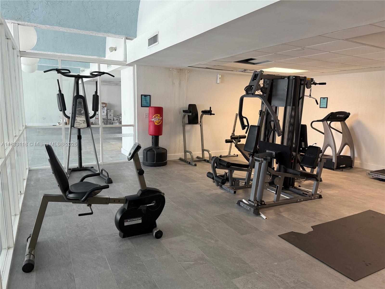 492 Northwest 165th Street, Unit C609 Miami, FL 33169 - Photo 17 of 17