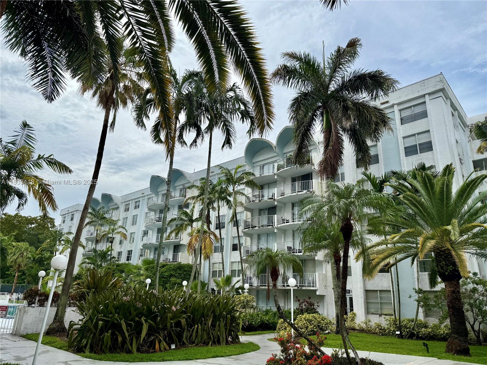 492 Northwest 165th Street, Unit C609 Miami, FL 33169 - Photo 2 of 17