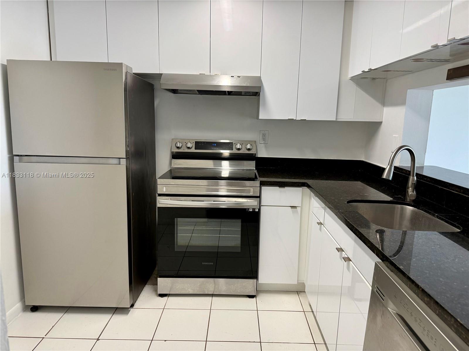 492 Northwest 165th Street, Unit C609 Miami, FL 33169 - Photo 3 of 17