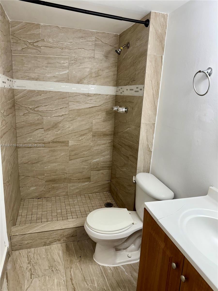 492 Northwest 165th Street, Unit C609 Miami, FL 33169 - Photo 9 of 17