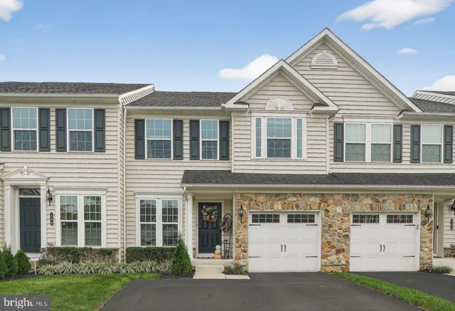 $590,000 | 144 Briarwood Lane, Colmar, PA 18915