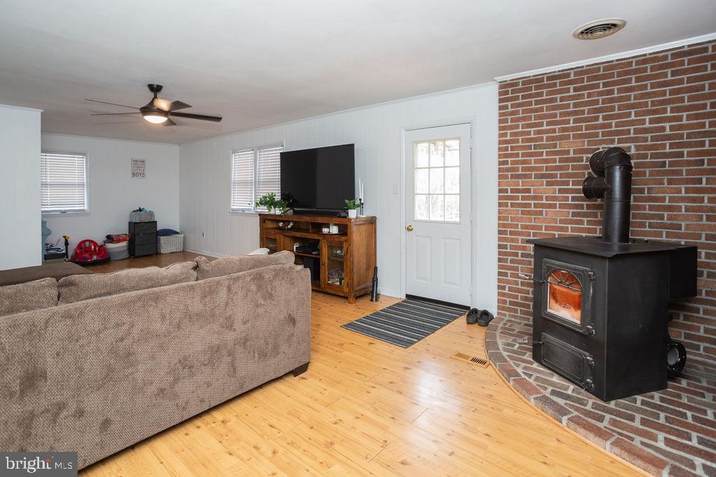 1827 Johnson Road Chambersburg, PA 17202 - Photo 20 of 37 Gallery Image 20