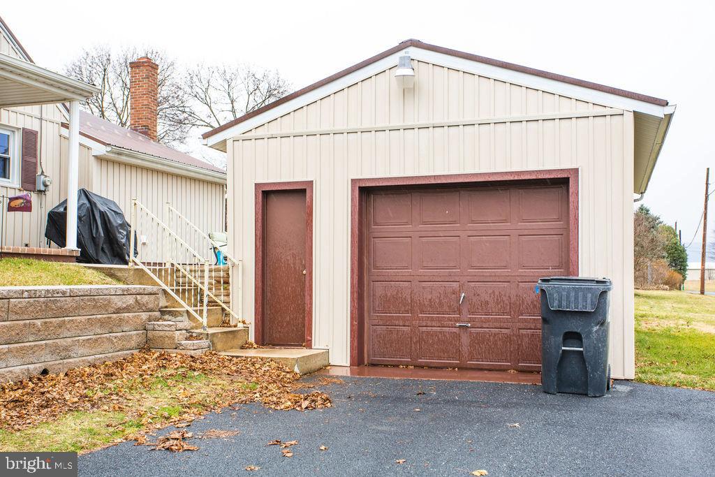 1827 Johnson Road Chambersburg, PA 17202 - Photo 34 of 37 Gallery Image 34