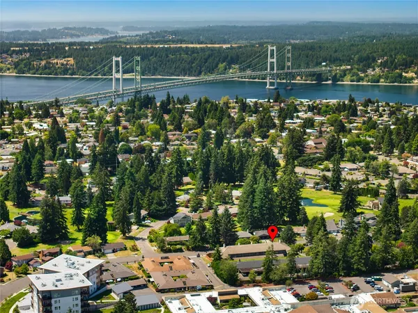 $399,950 | 1311 North Highlands Parkway, Unit 1, Tacoma, WA 98406