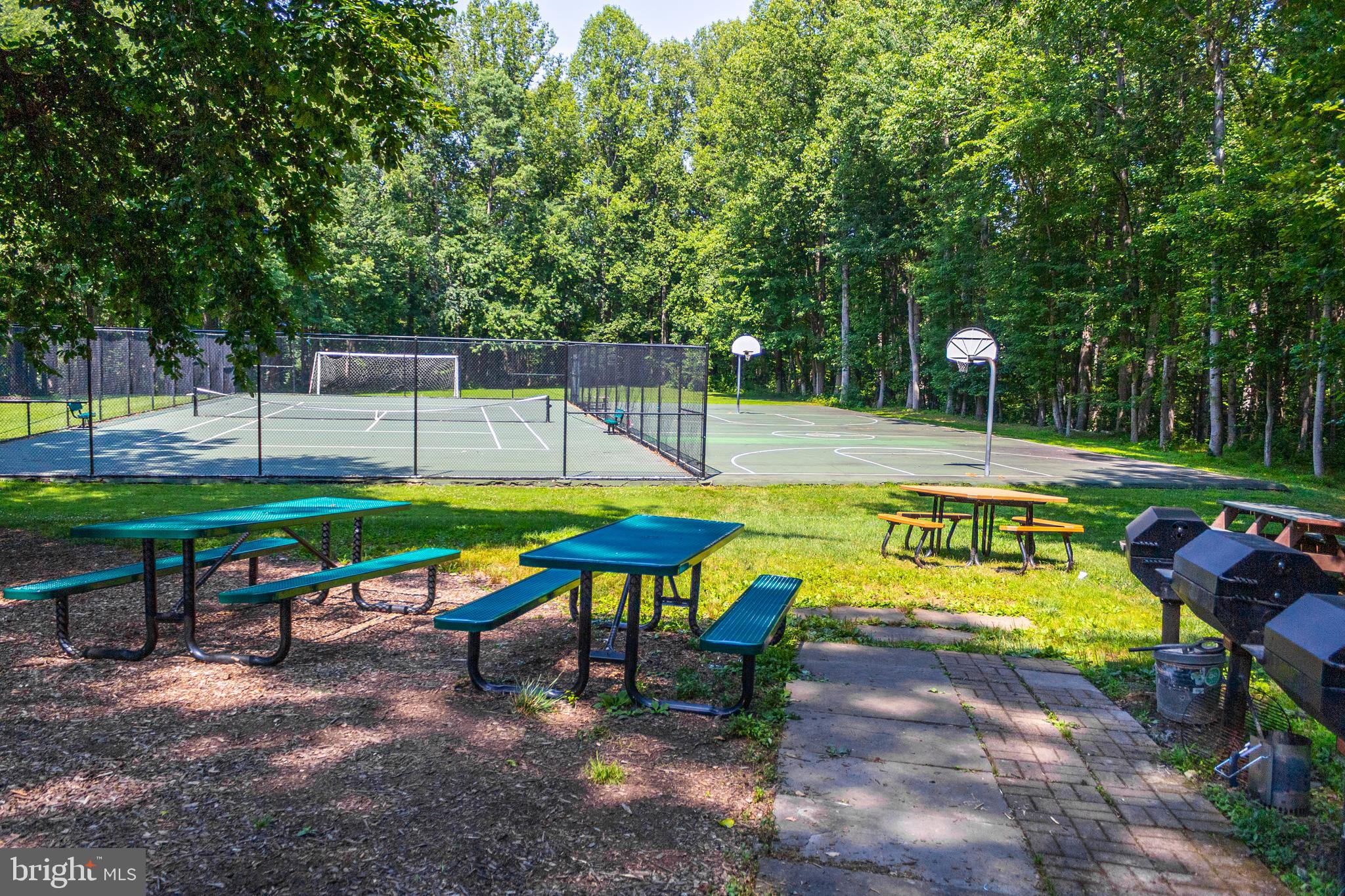 11240 Chestnut Grove Square, Unit 157 Reston, VA 20190 - Photo 35 of 37