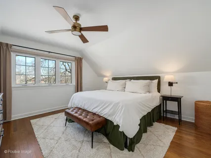 $700,000 | 740 South Ashland Avenue, La Grange, IL 60525