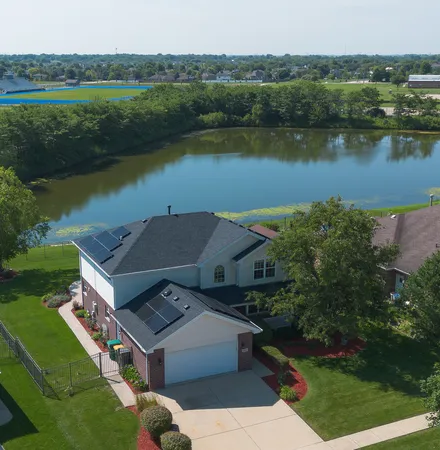 $499,900 | 24427 Arrowhead Drive, Manhattan, IL 60442