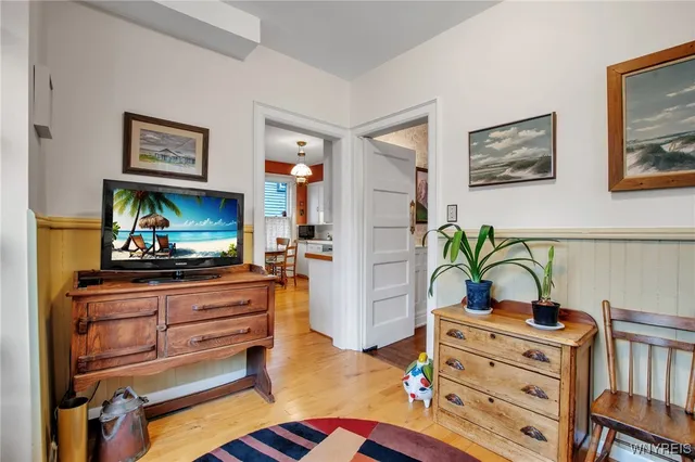 $589,900 | 704 Auburn Avenue, Buffalo, NY 14222