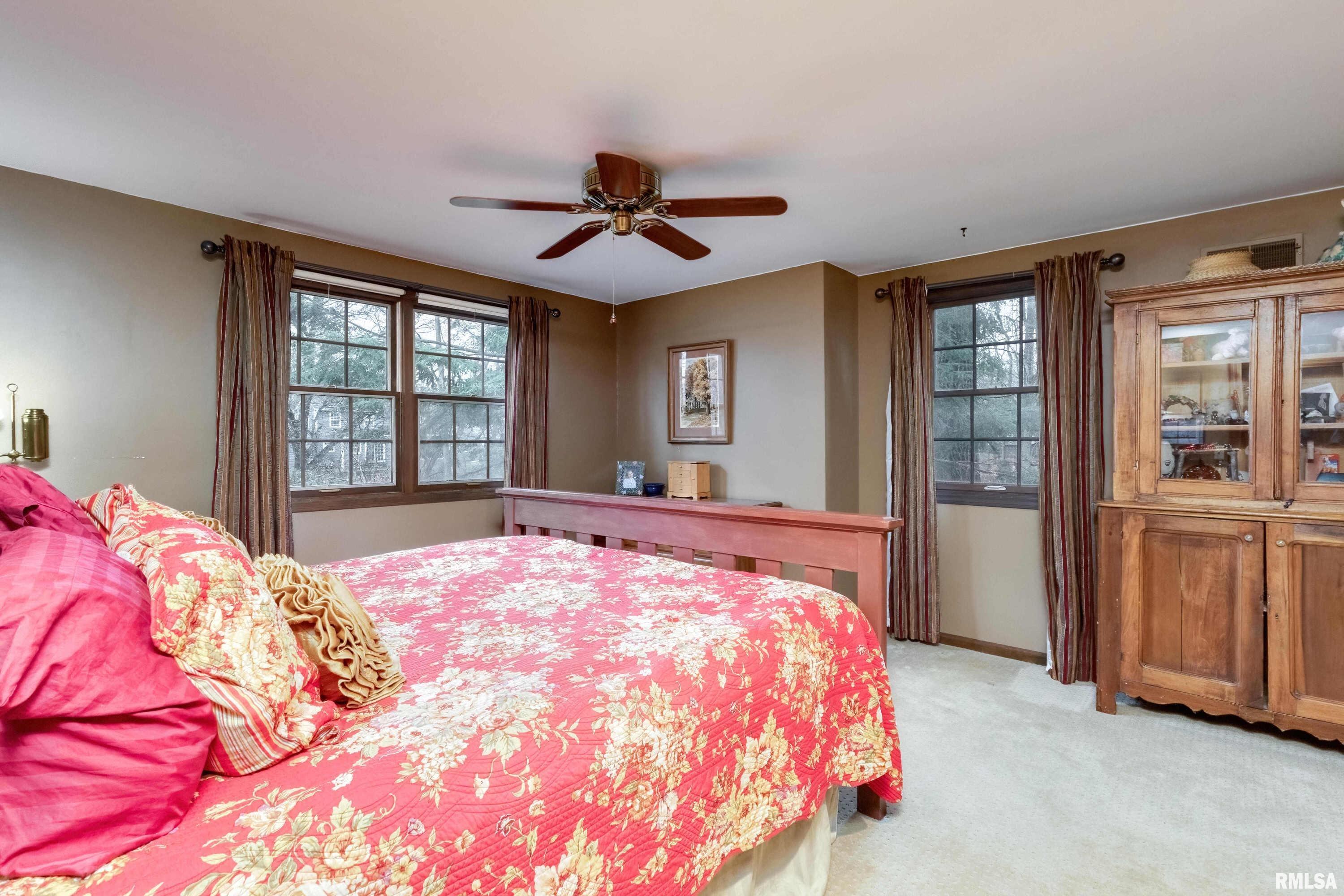 2221 Forest Road Davenport, IA 52803 - Photo 26 of 43 Gallery Image 26