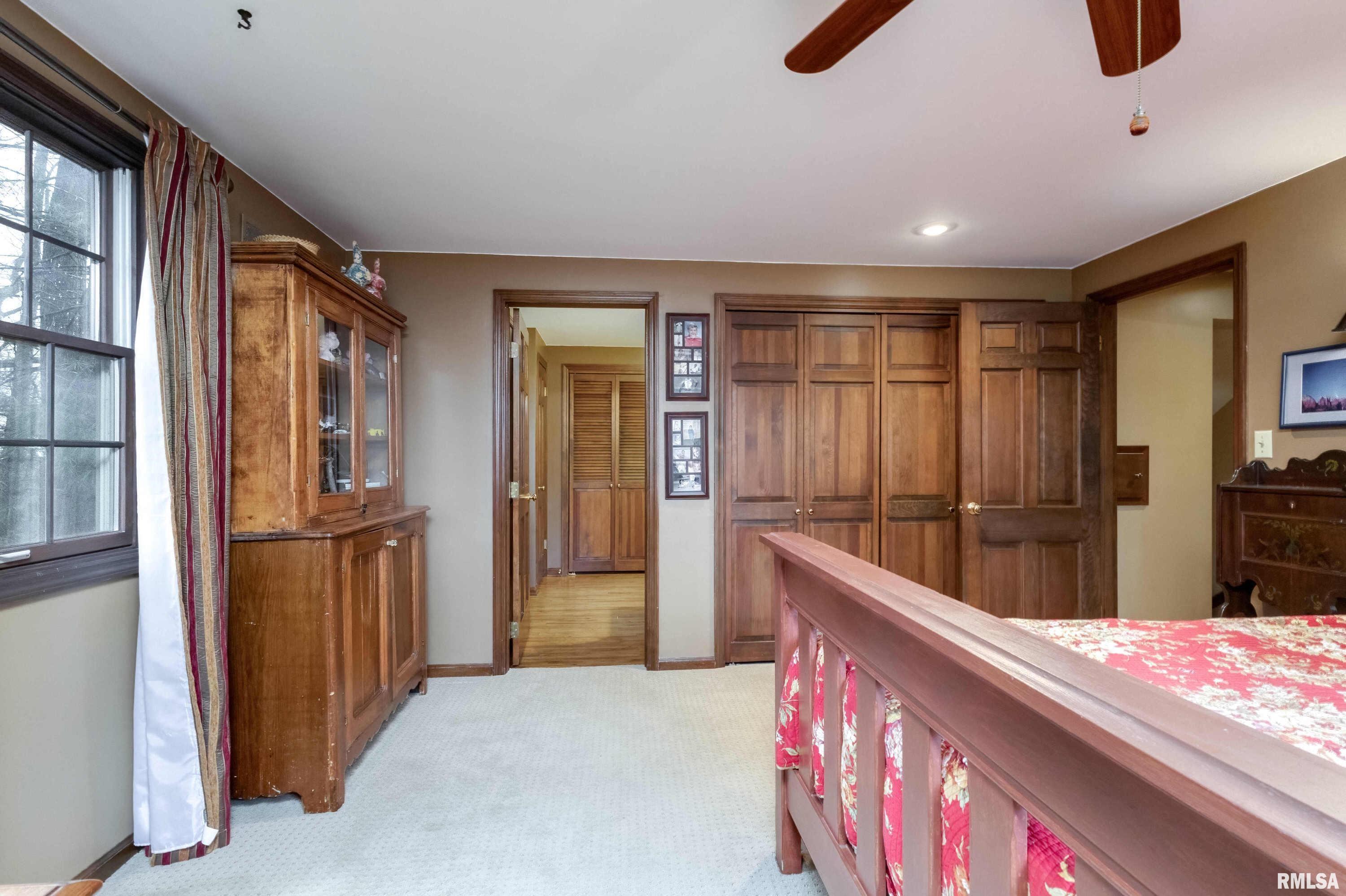2221 Forest Road Davenport, IA 52803 - Photo 28 of 43 Gallery Image 28
