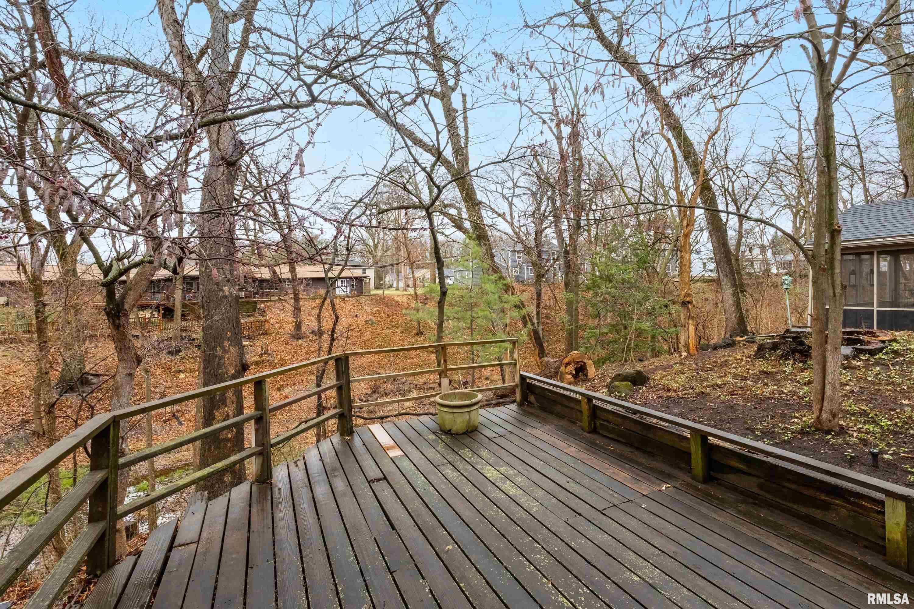 2221 Forest Road Davenport, IA 52803 - Photo 40 of 43 Gallery Image 40