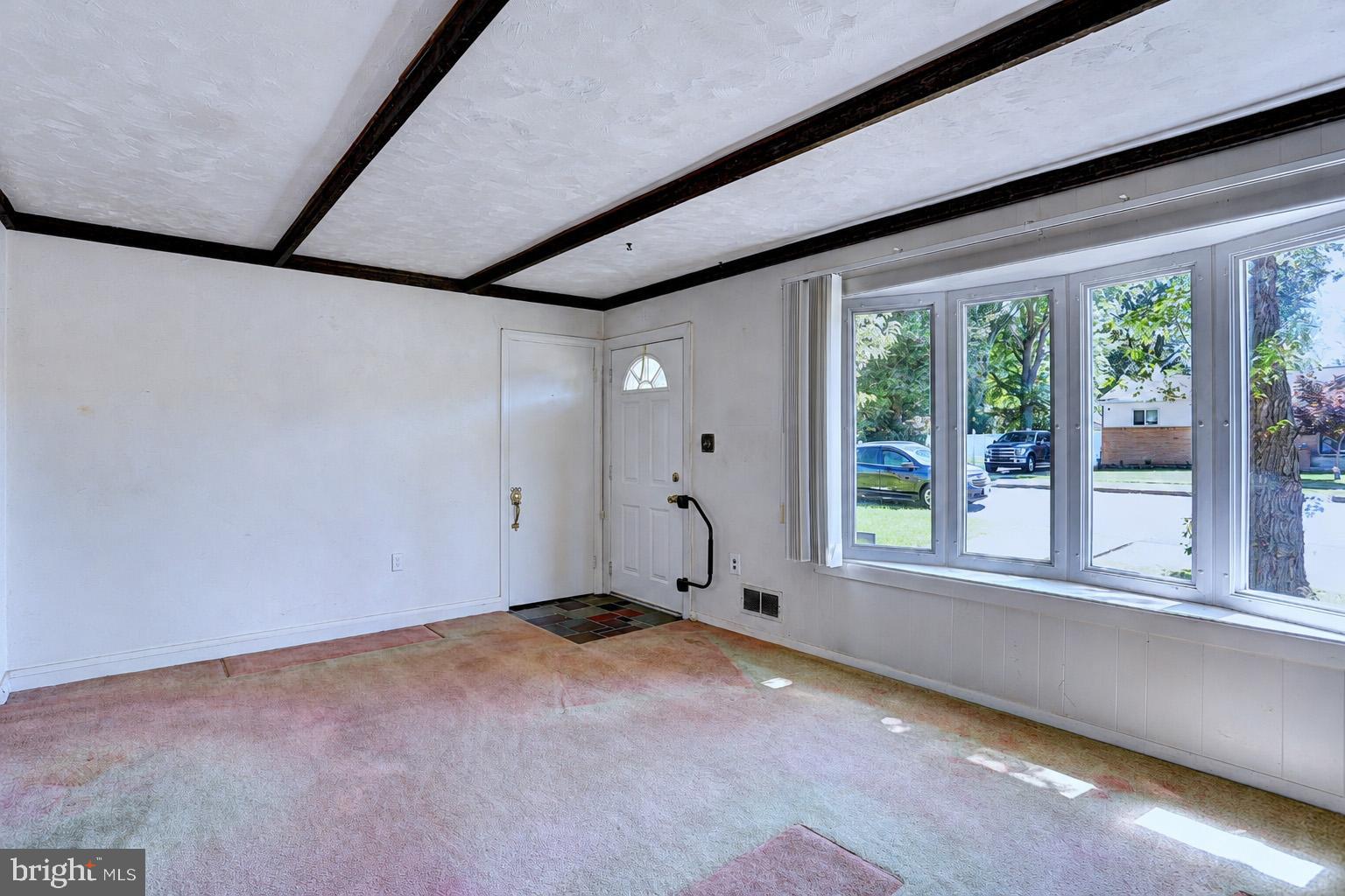 202 Brookfield Road Pasadena, MD 21122 - Photo 7 of 33
