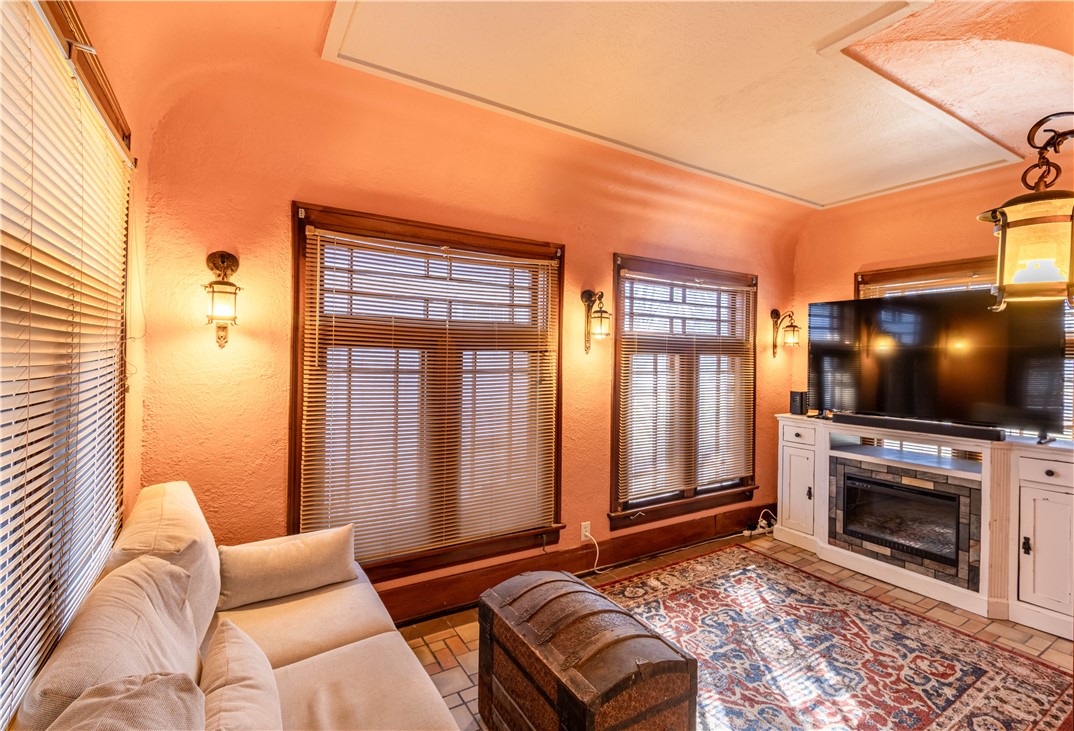 966 East Cantrell Street Decatur, IL 62521 - Photo 13 of 22 Gallery Image 13