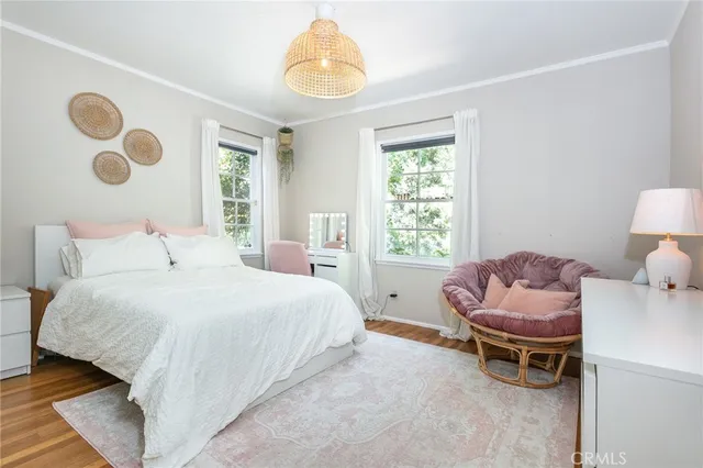 $1,685,000 | 301 South Sunset Canyon Drive, Burbank, CA 91501