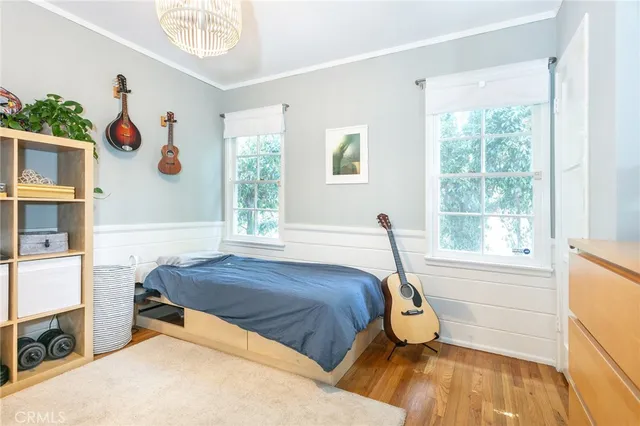 $1,685,000 | 301 South Sunset Canyon Drive, Burbank, CA 91501