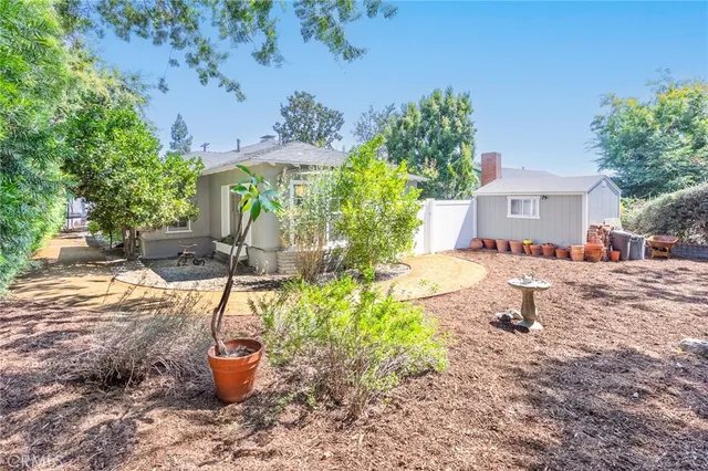 $1,685,000 | 301 South Sunset Canyon Drive, Burbank, CA 91501