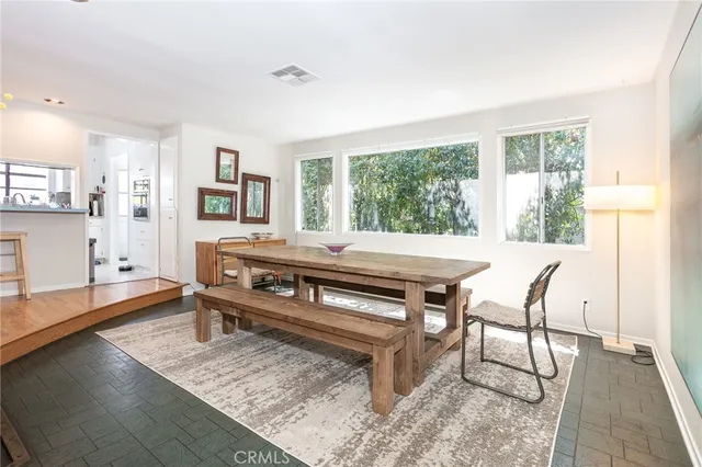 $1,685,000 | 301 South Sunset Canyon Drive, Burbank, CA 91501